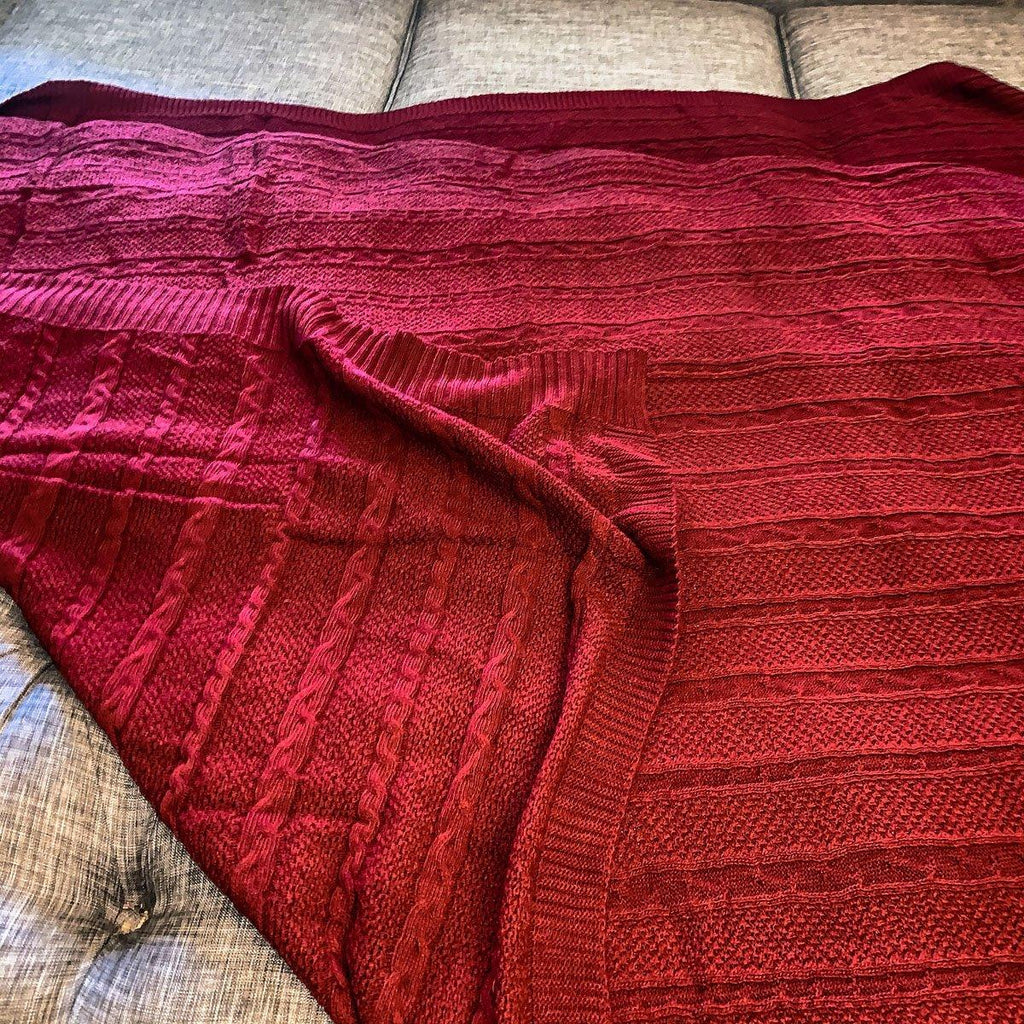 Cable Knit Sweater Throw Blanket – Soft Cotton Throw in Ivory, Navy & Red