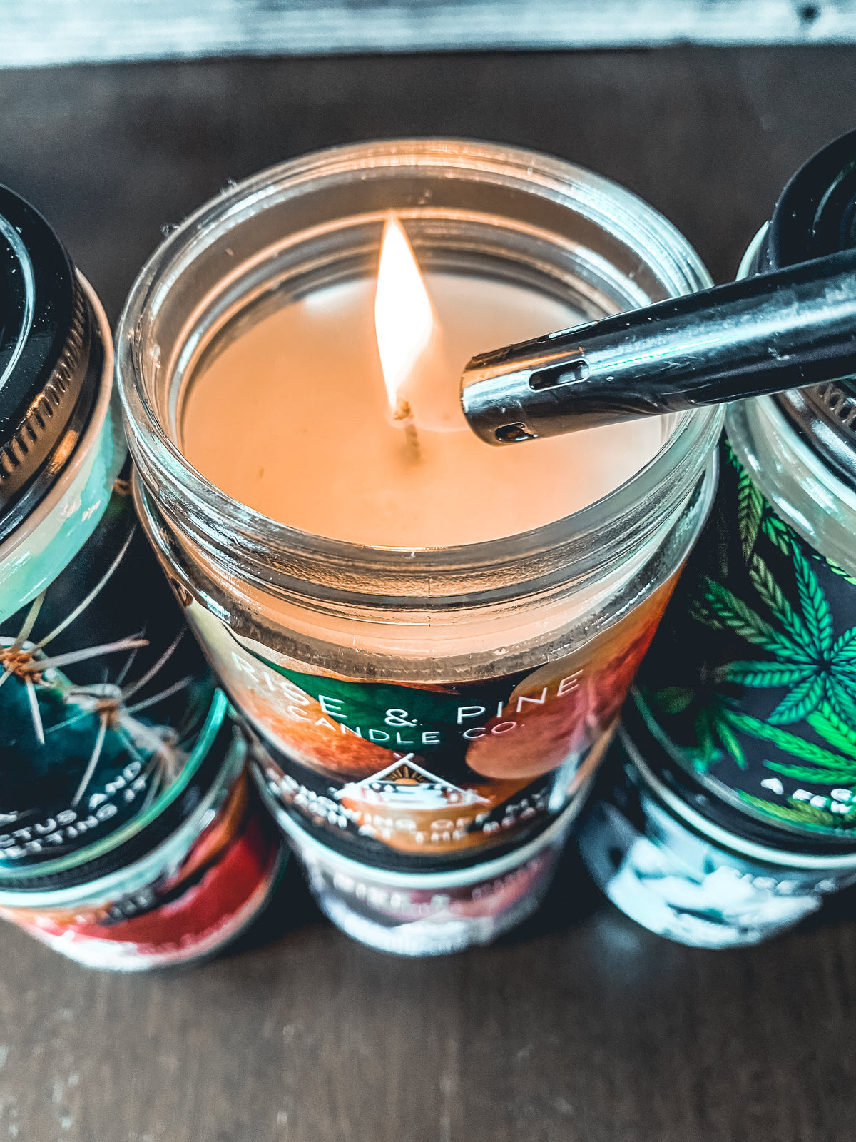 Cedar Cabin Soy Candle – 9 oz Woodsy Cedar Scent