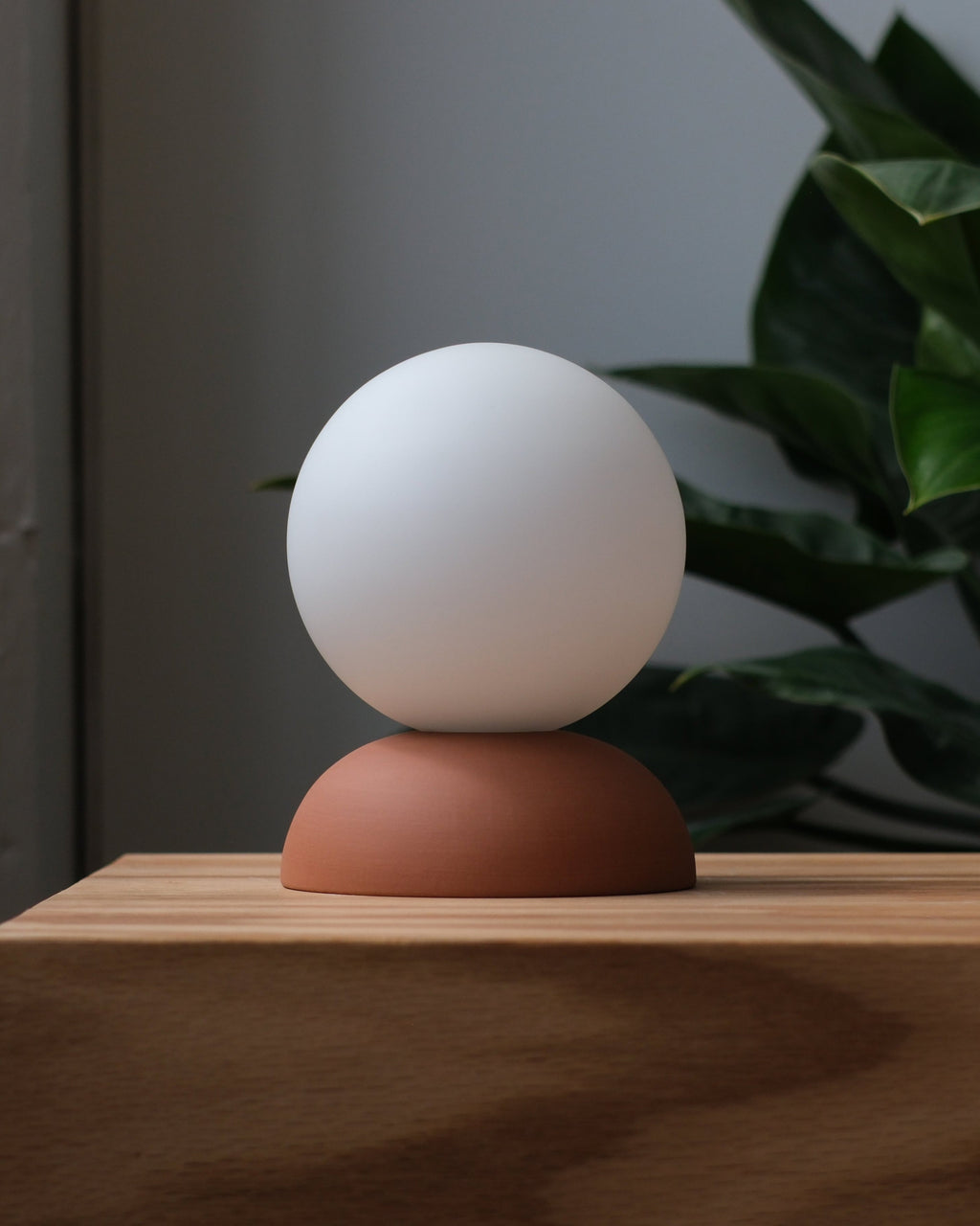 Monroe Handcrafted Ceramic Accent Lamp – Small Glass Globe Table Lamp