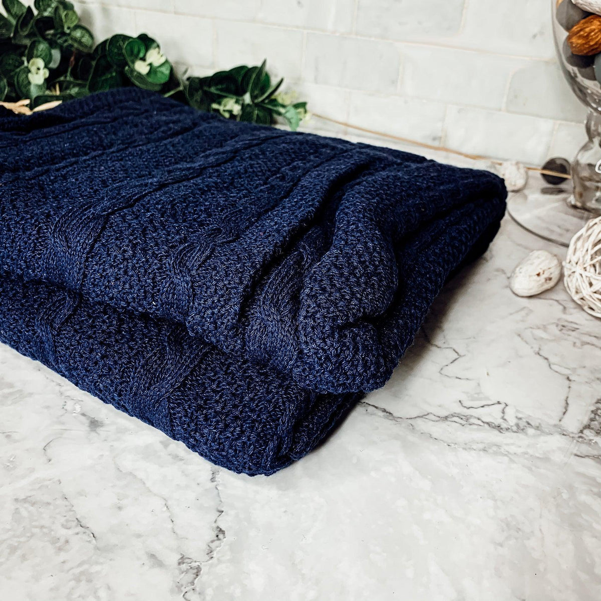 Cable Knit Sweater Throw Blanket – Soft Cotton Throw in Ivory, Navy & Red