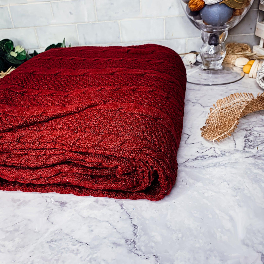 Cable Knit Sweater Throw Blanket – Soft Cotton Throw in Ivory, Navy & Red