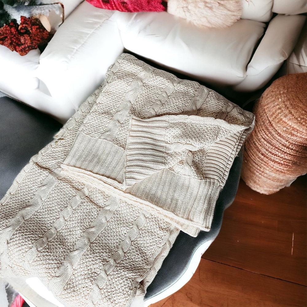 Cable Knit Sweater Throw Blanket – Soft Cotton Throw in Ivory, Navy & Red