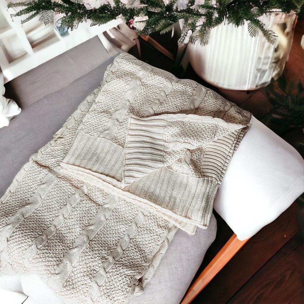 Cable Knit Sweater Throw Blanket – Soft Cotton Throw in Ivory, Navy & Red